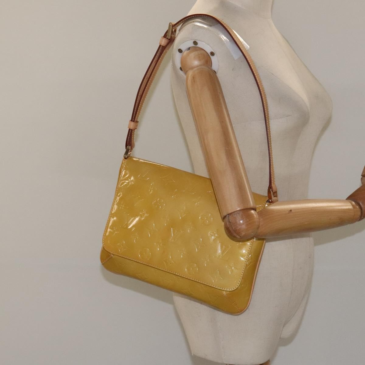 Louis Vuitton Thompson Street Handbag Monogram Vernis Beige Patent_Leather Bag