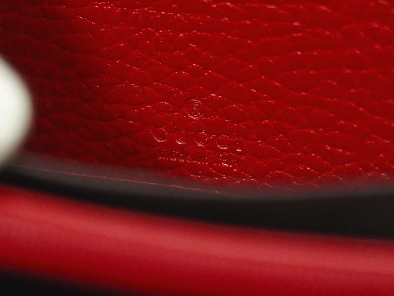 Gucci Gg Marmont Zip Around Wallet Leather Red Leather Wallets Accessory (Pre-Owned)