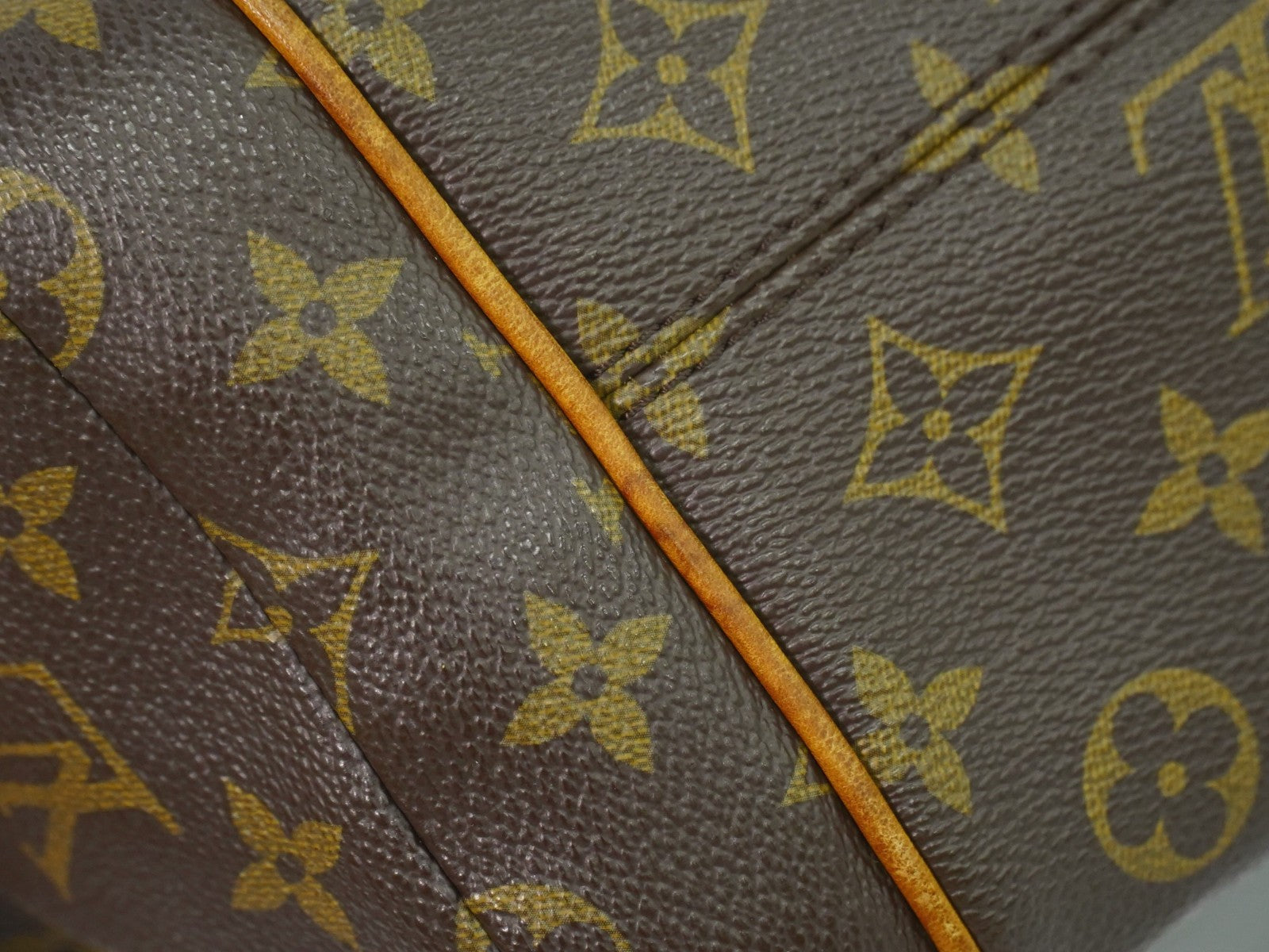 Louis Vuitton Totally Handbag Monogram Canvas Brown Canvas Tote Bag
