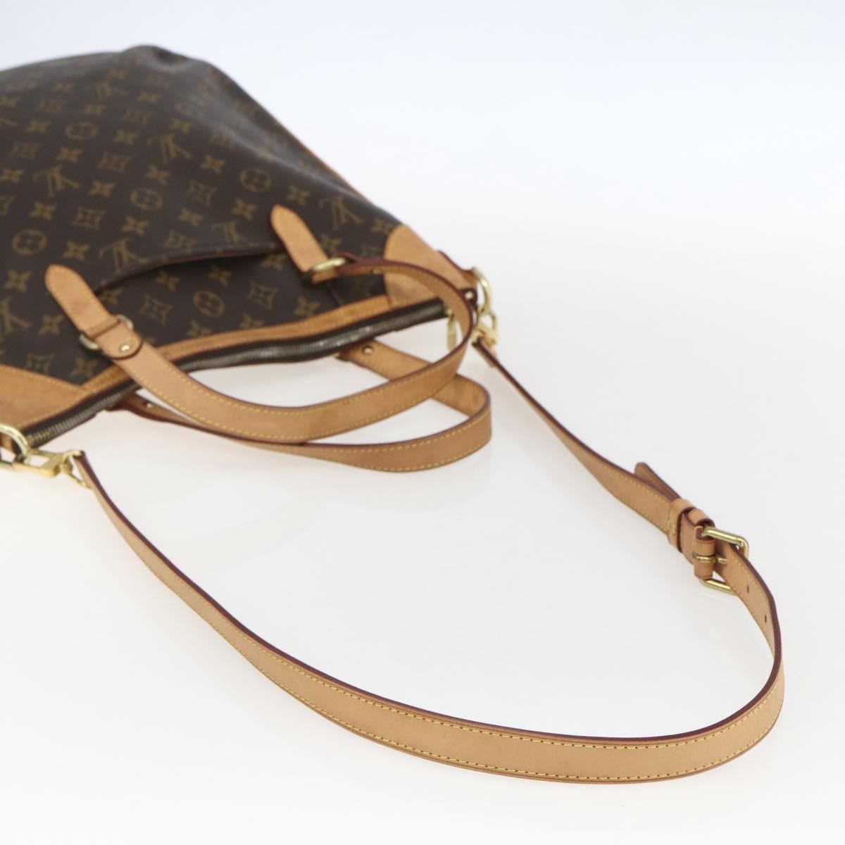 Louis Vuitton Odeon Handbag Monogram Canvas Brown Canvas Shoulder Bag