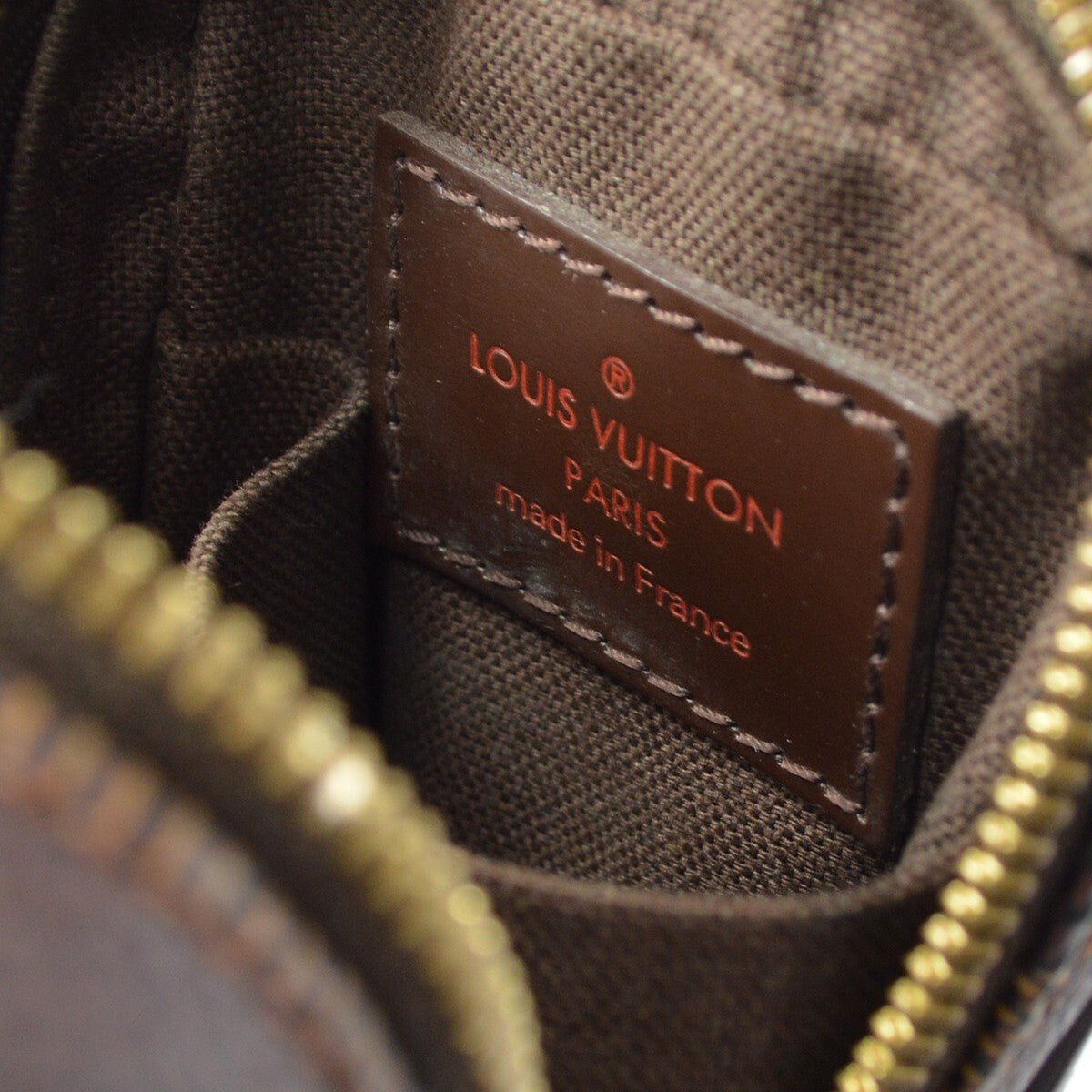 Louis Vuitton Etui Okapi Camera Case Damier Brown Canvas Shoulder Bag