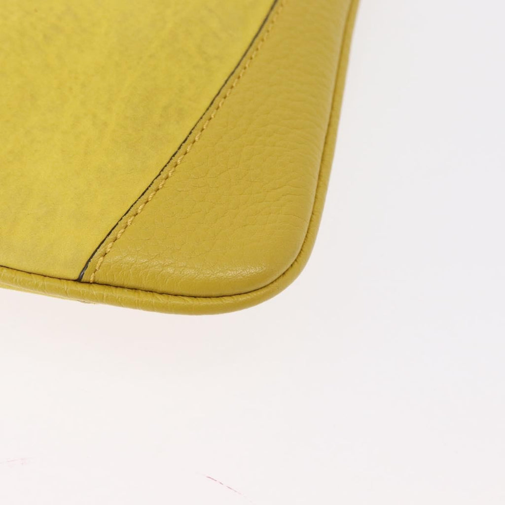 Burberry Vintage Shoulder Bag Leather Yellow Leather Shoulder Bag