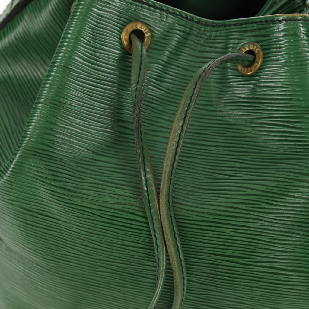 Louis Vuitton Petit Noe Handbag Epi Leather Green Leather Shoulder Bag