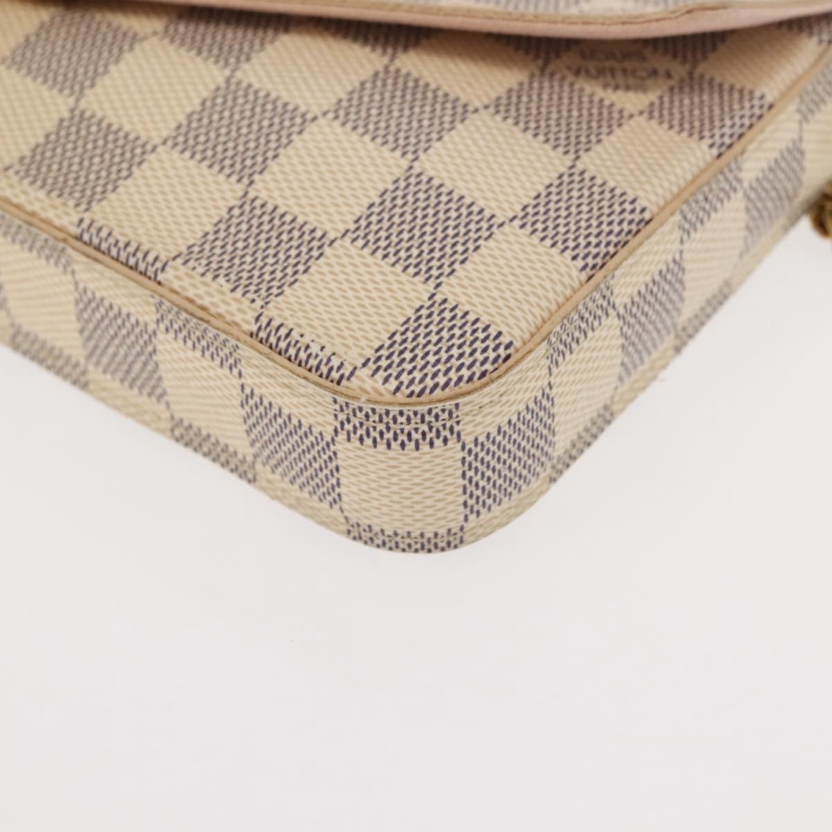 Louis Vuitton Felicie Pochette Damier White Canvas Clutche & Pouche Bag