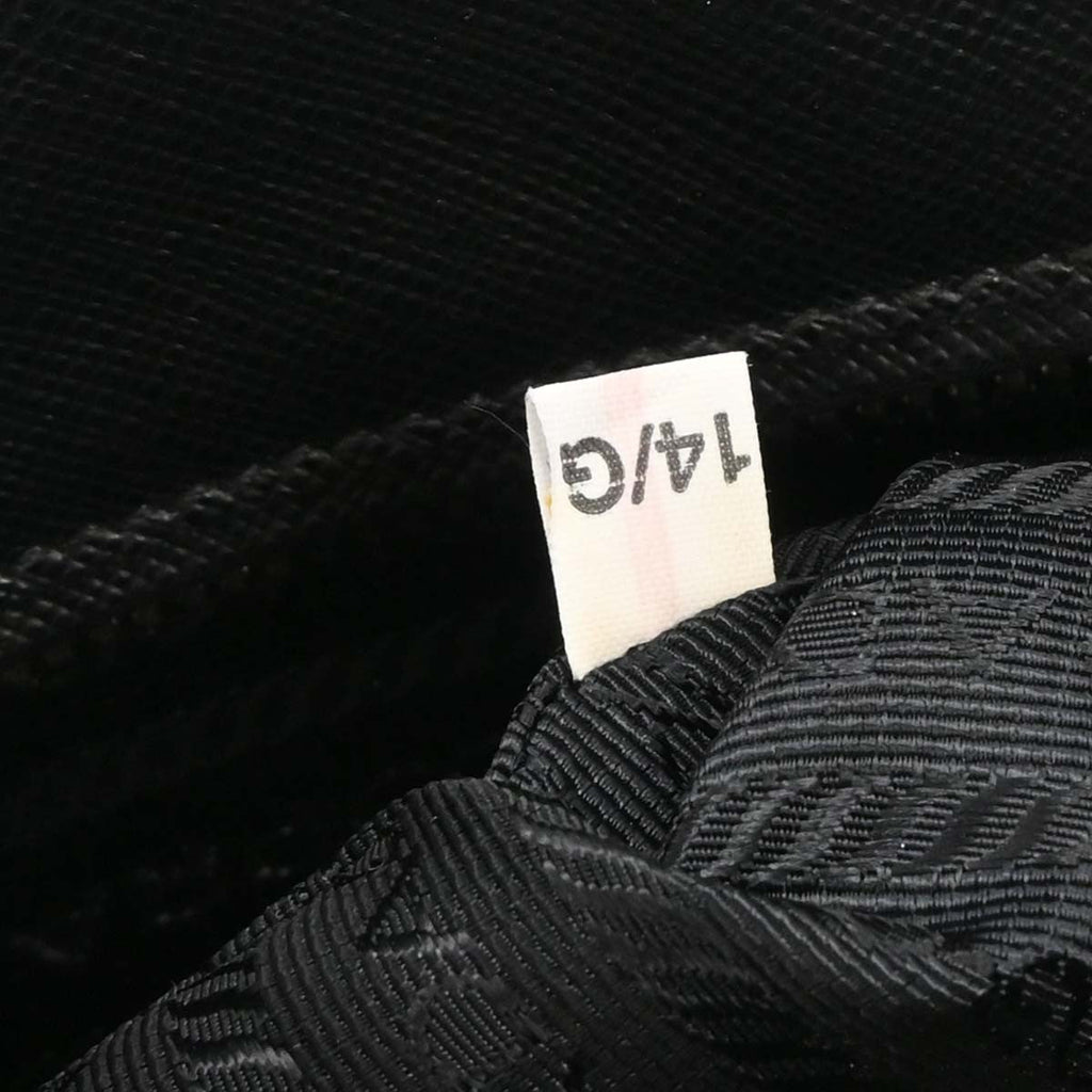 Prada Grommet Galleria Double Zip Tote City Calfskin Black Leather Shoulder Bag Bag
