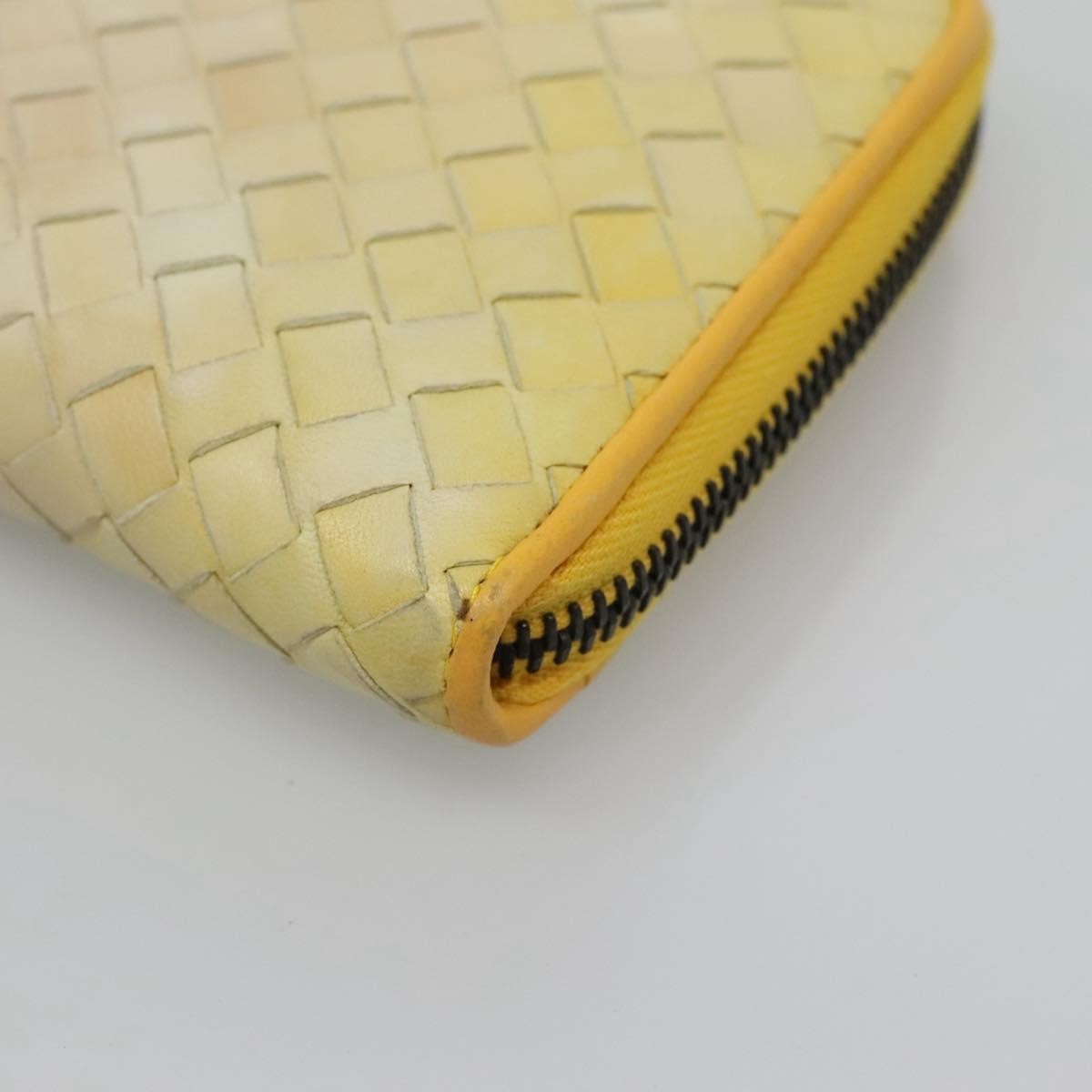 Bottega Veneta Intrecciato Long Zip  Wallet Leather Beige Leather Wallets Accessory