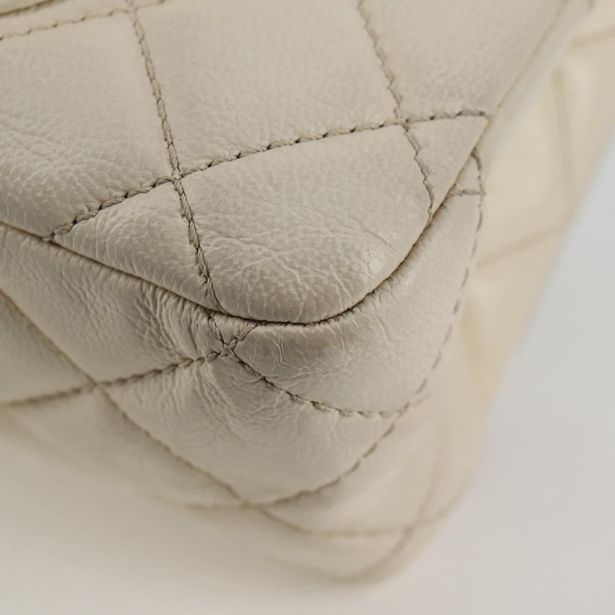 Chanel Reissue 2.55 Flap Bag Quilted Caviar White Leather Shoulder Bag Bag