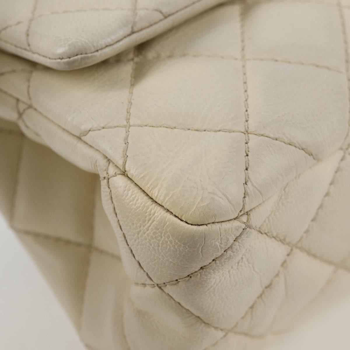 Chanel Reissue 2.55 Flap Bag Quilted Caviar White Leather Shoulder Bag Bag
