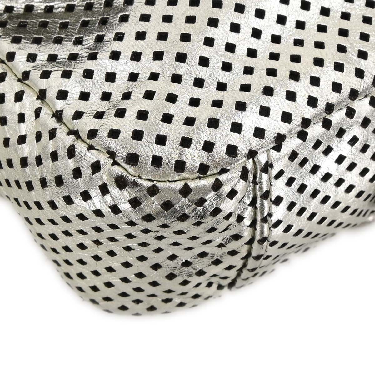 Chanel Chain Flap Bag Quilted Leather Silver Leather Shoulder Bag Bag