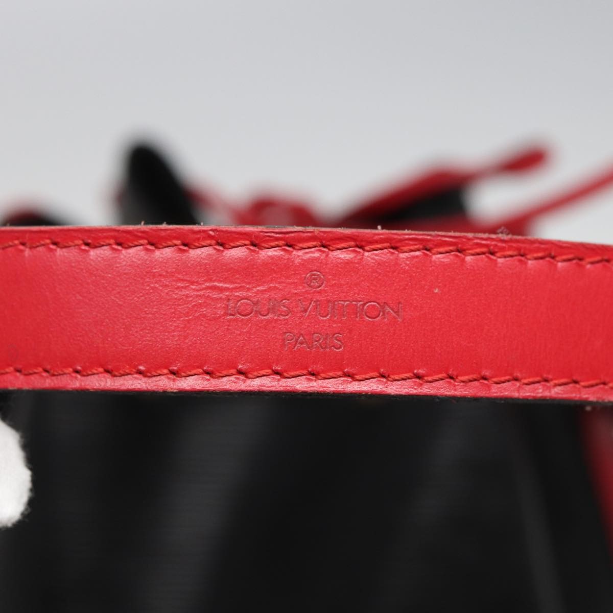 Louis Vuitton Bicolor Noe Handbag Epi Leather Black Leather Shoulder Bag