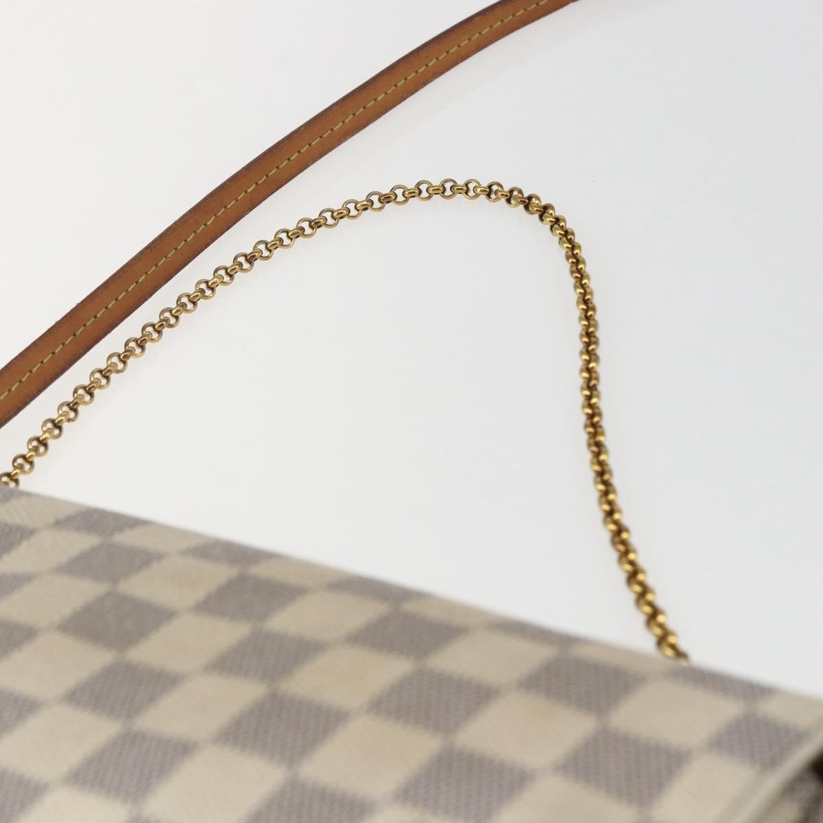 Louis Vuitton Favorite Handbag Damier White Canvas Clutche & Pouche Bag