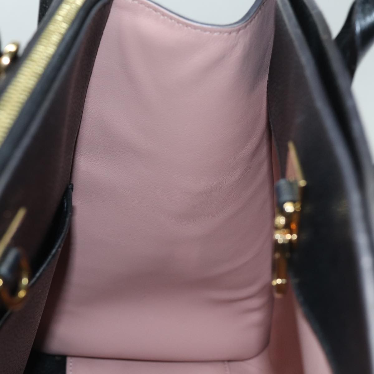 Louis Vuitton City Steamer Handbag Leather Black Leather Handbag