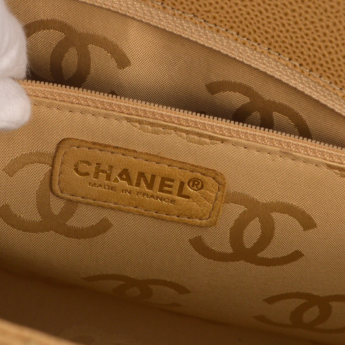Chanel Vintage Chocolate Bar Zip Around Tote Quilted Calfskin Beige Leather Tote Bag Bag