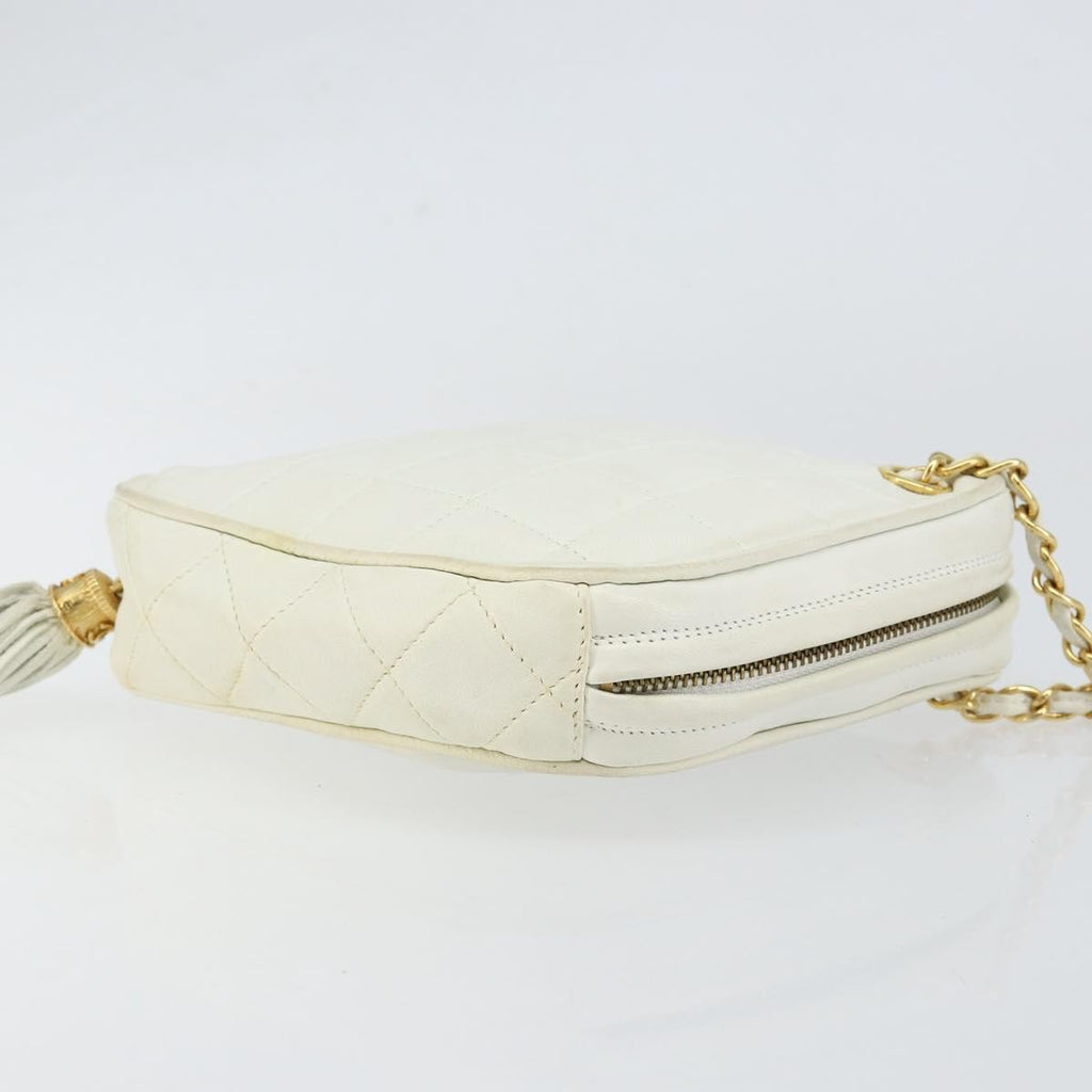 Chanel Vintage Diamond Tassel Crossbody Quilted Lambskin White Leather Clutche & Pouche Bag