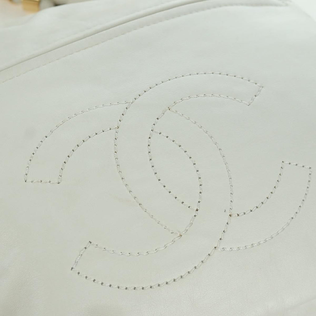 Chanel Rodeo Drive Hobo Leather White Leather Handbag