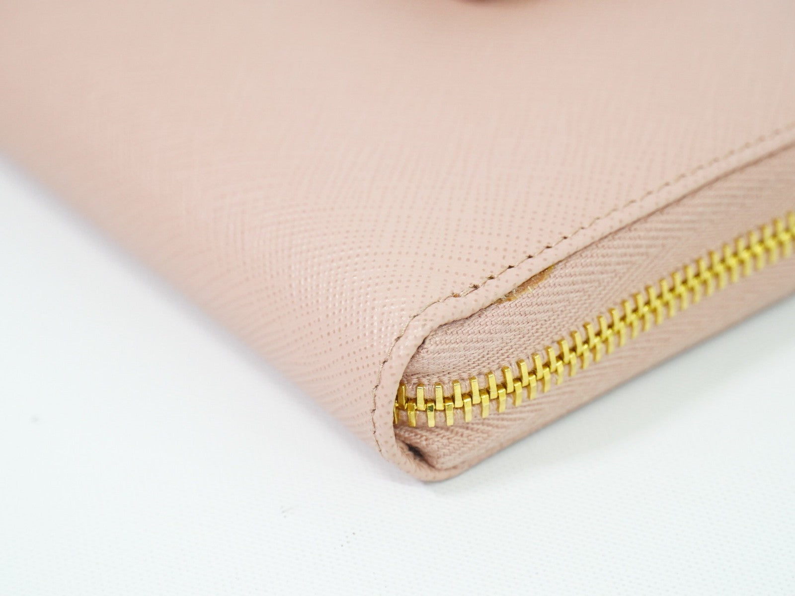 Prada Bow Zip Around Wallet Saffiano Leather Pink Leather Wallets Accessory