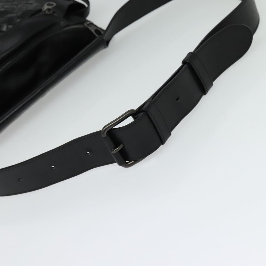 Bottega Veneta Utility Waist Bag Leather With Intrecciato Black Leather Shoulder Bag Bag