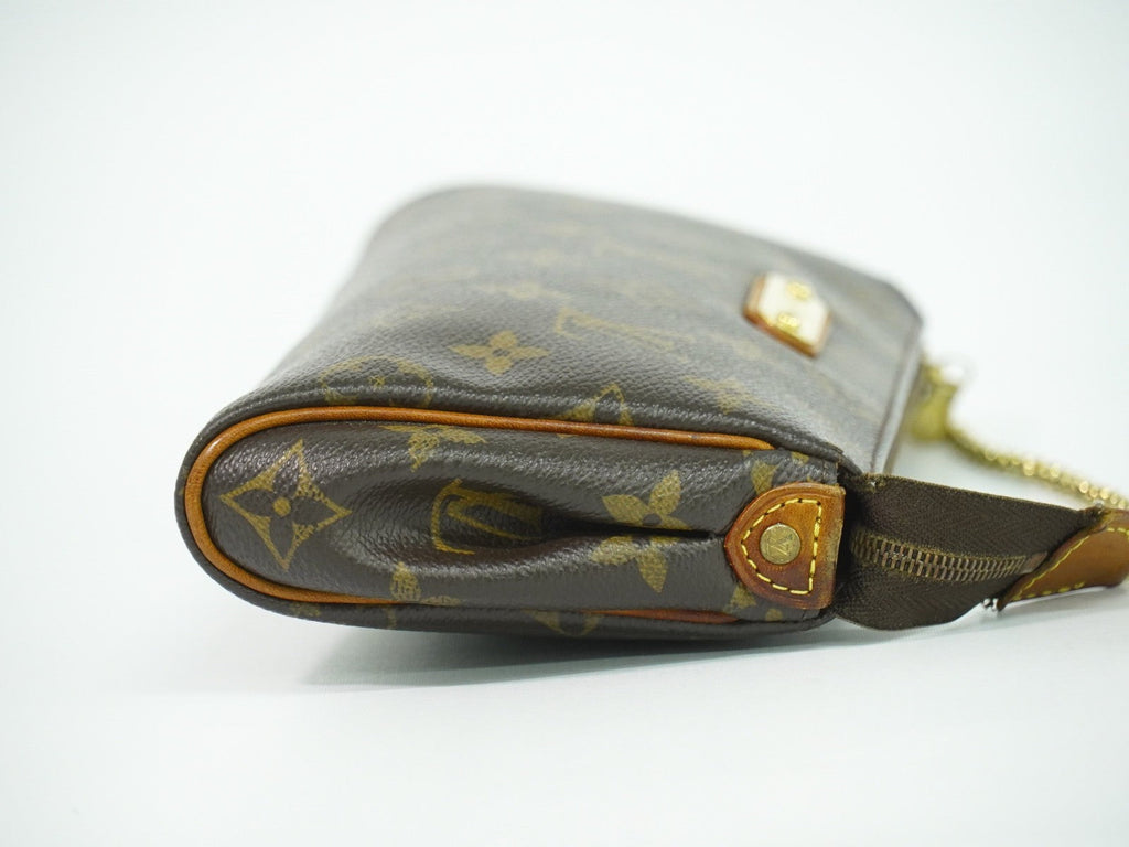 Louis Vuitton Eva Handbag Monogram Canvas Brown Canvas Clutche & Pouche Bag