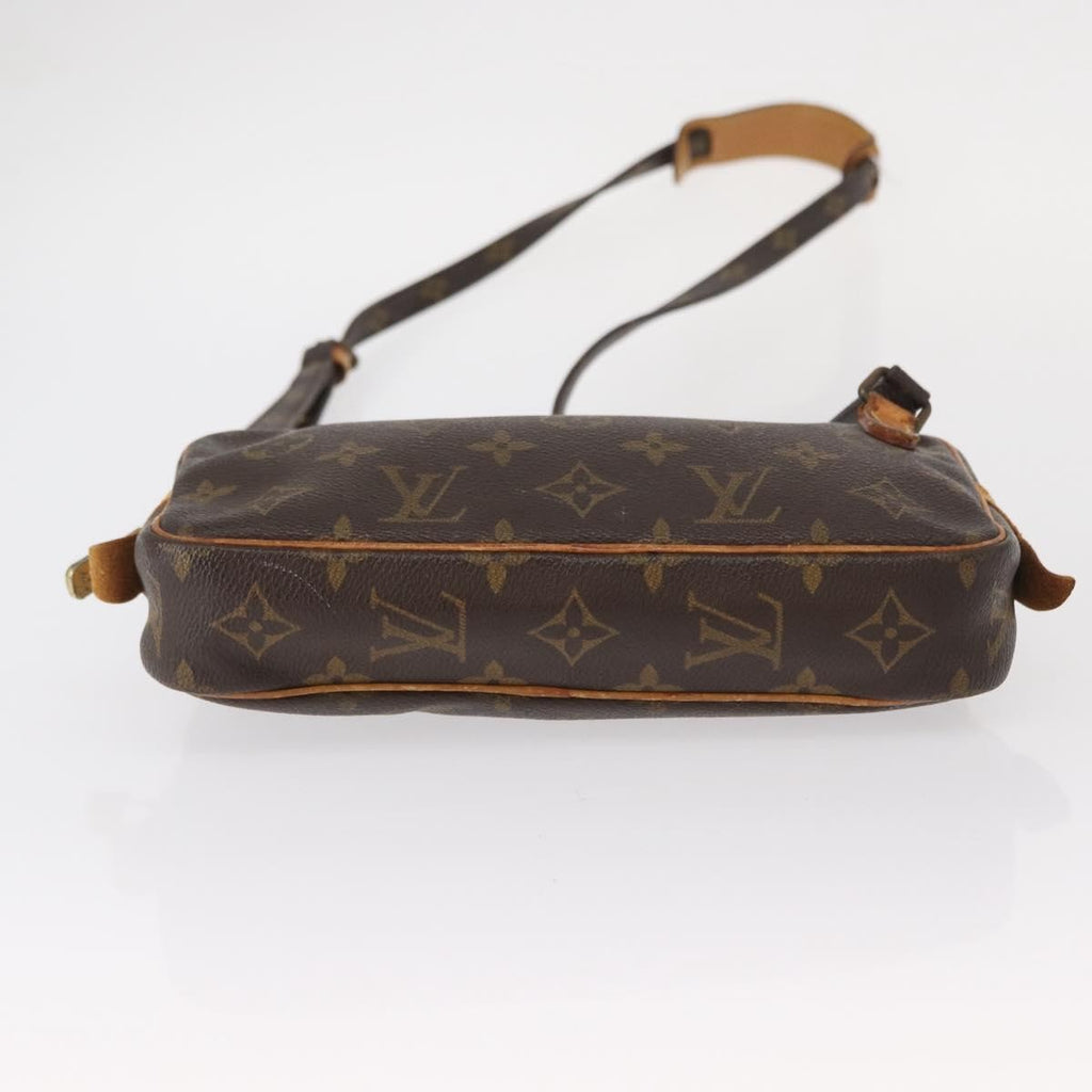 Louis Vuitton Pochette Marly Bandouliere Bag Monogram Canvas Brown Canvas Clutche & Pouche Bag