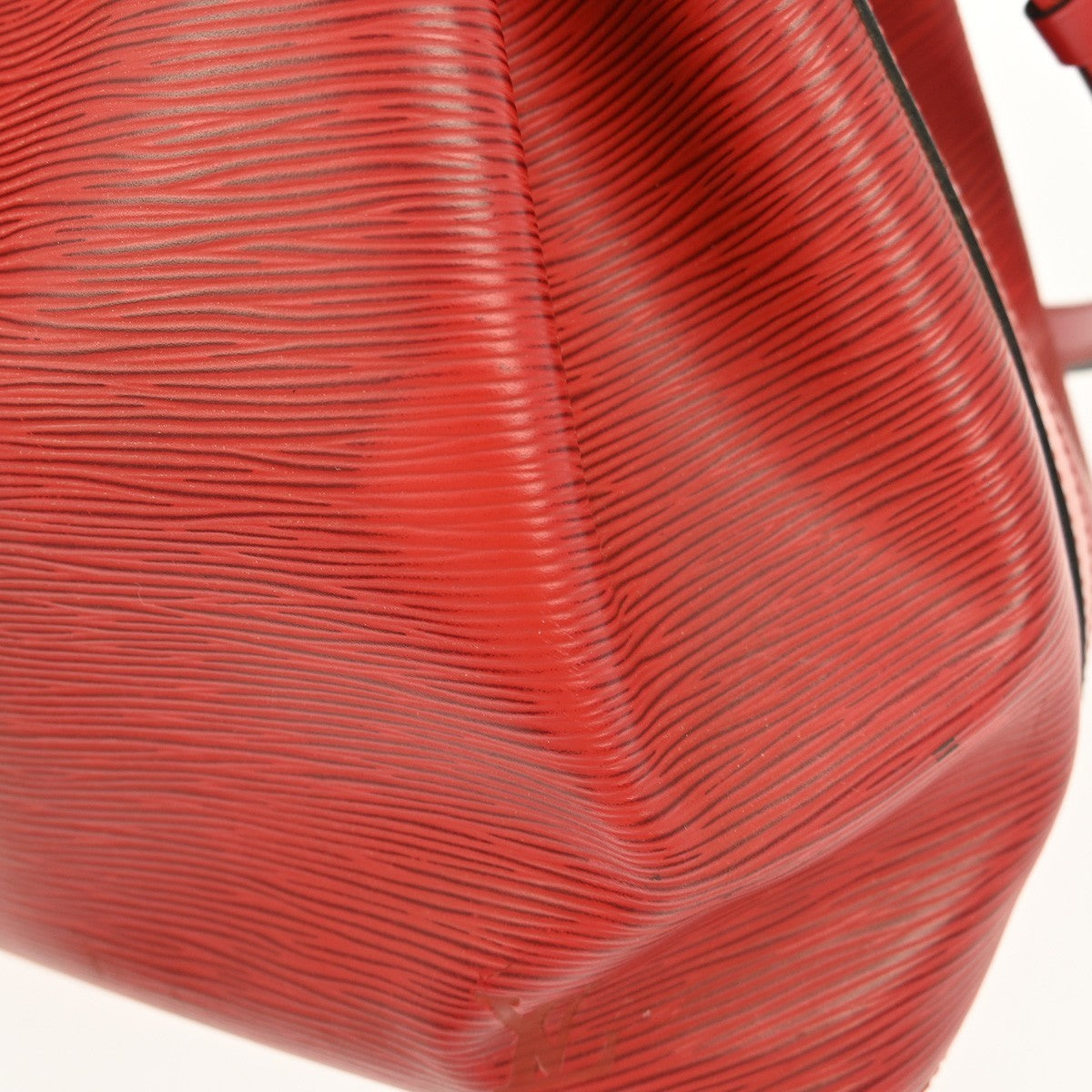 Louis Vuitton Petit Noe Handbag Epi Leather Red Leather Shoulder Bag