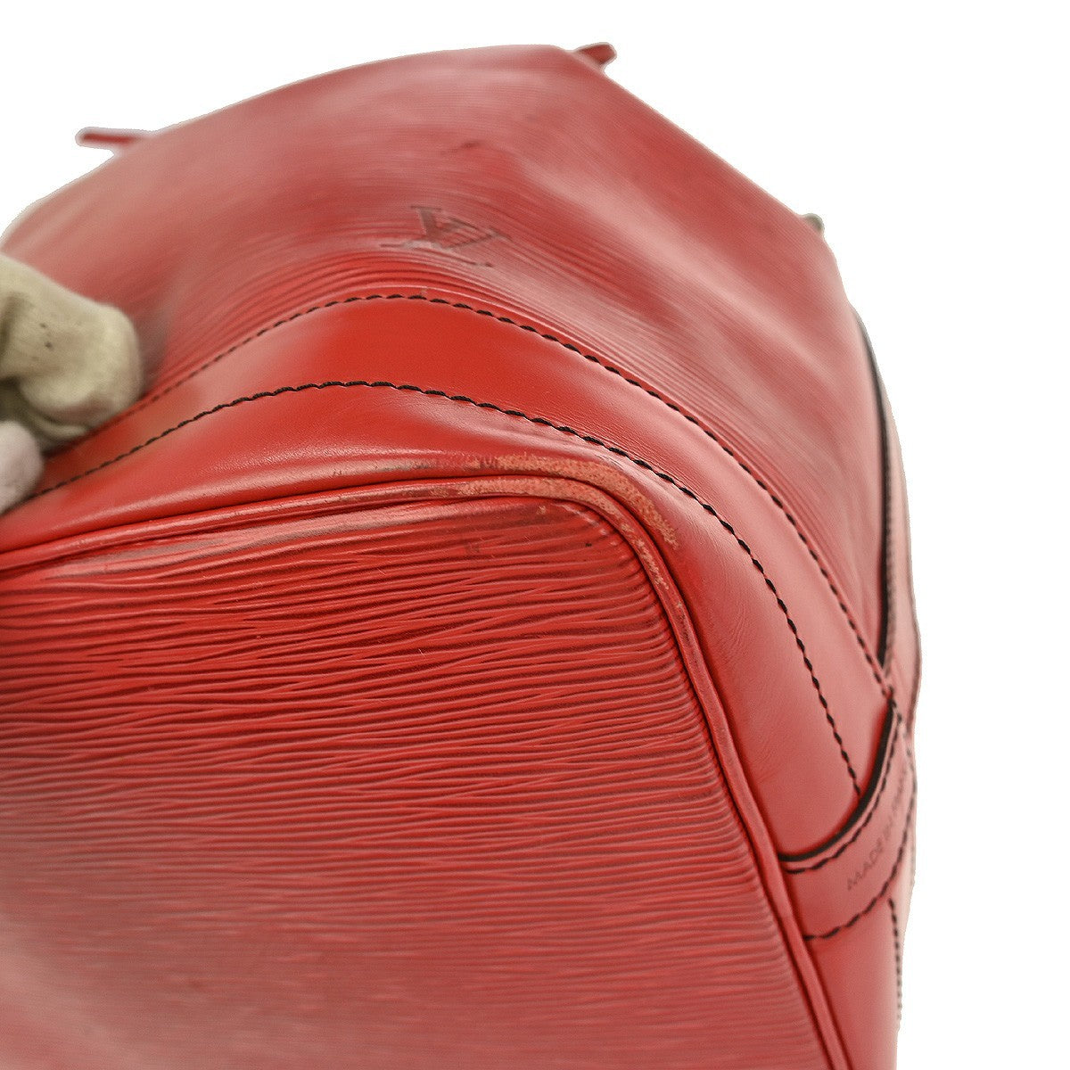 Louis Vuitton Noe Handbag Epi Leather Red Leather Shoulder Bag