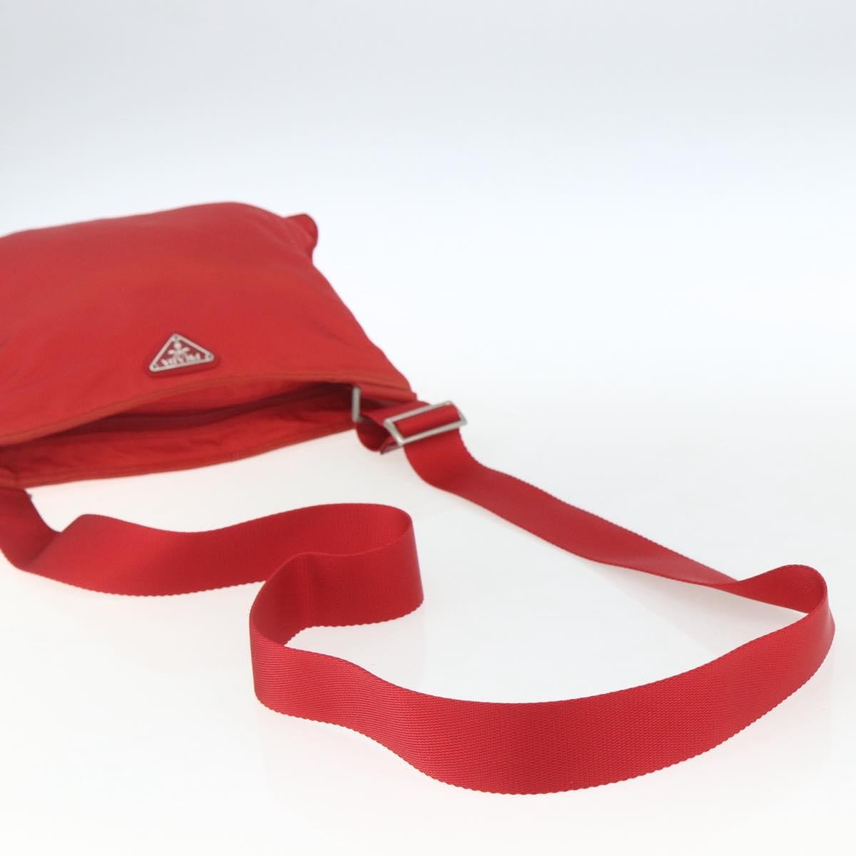 Prada Zip Top Messenger Bag Tessuto Red Nylon Shoulder Bag Bag