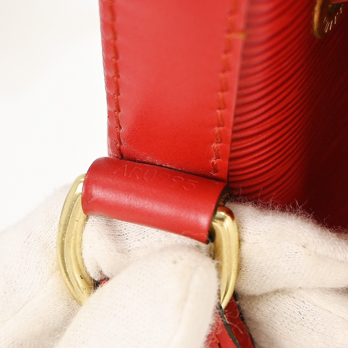 Louis Vuitton Noe Handbag Epi Leather Red Leather Shoulder Bag