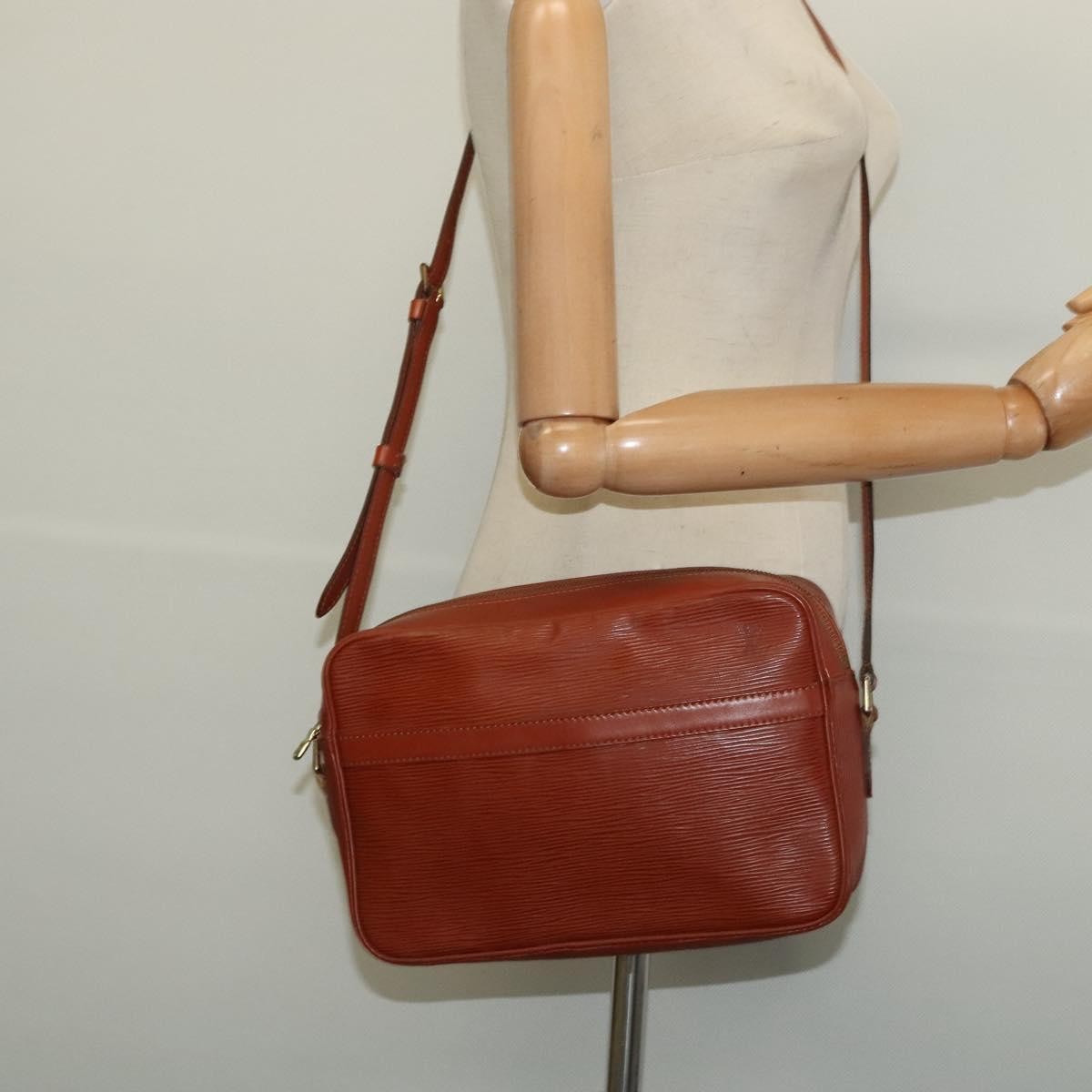 Louis Vuitton Trocadero Handbag Epi Leather Brown Leather Shoulder Bag