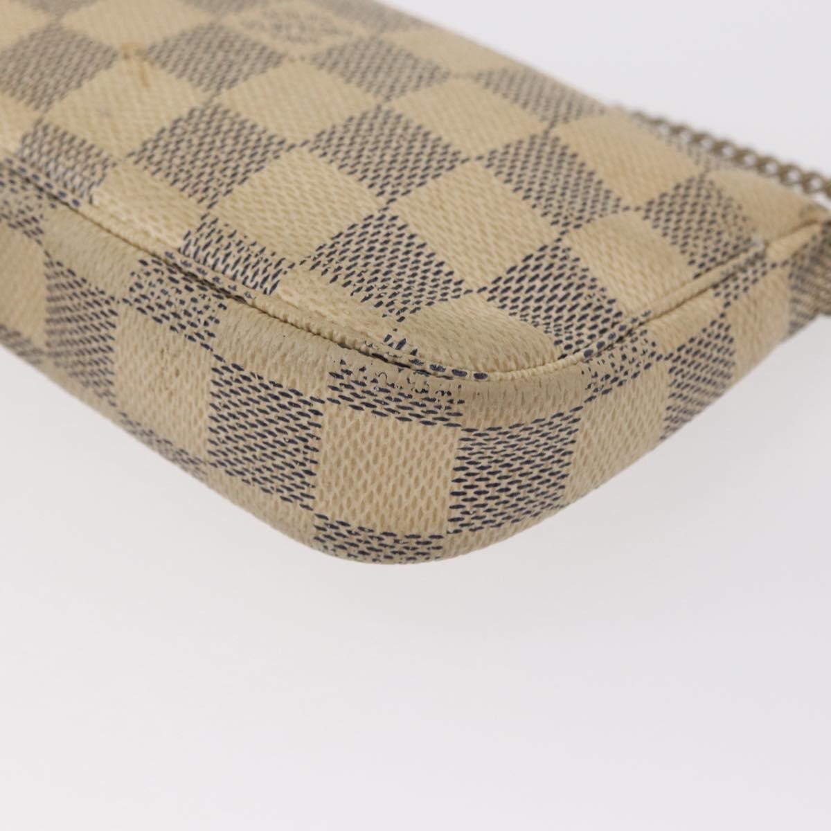 Louis Vuitton Mini Pochette Accessoires Damier Canvas White Canvas Clutche & Pouche Bag