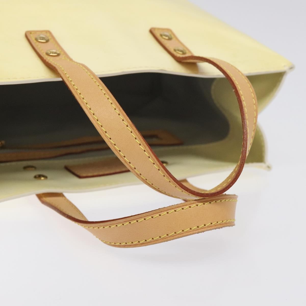 Louis Vuitton Reade Handbag Monogram Vernis Beige Patent_Leather Bag