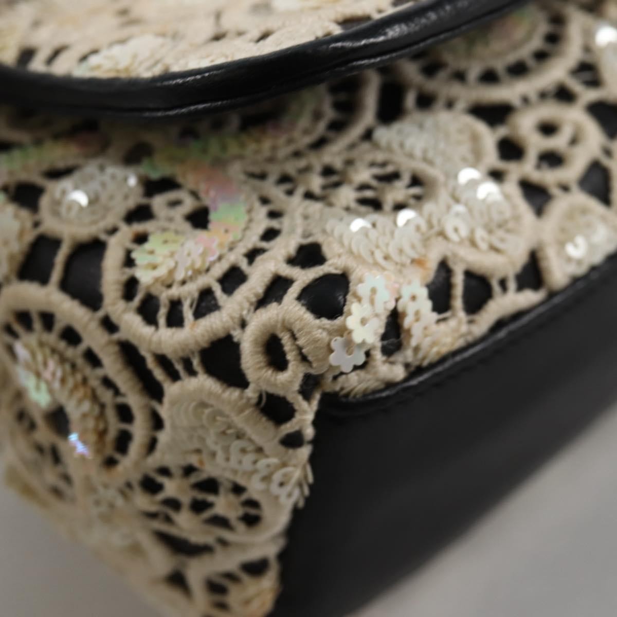 Chanel Floral Cc Flap Bag Leather White Leather Shoulder Bag Bag