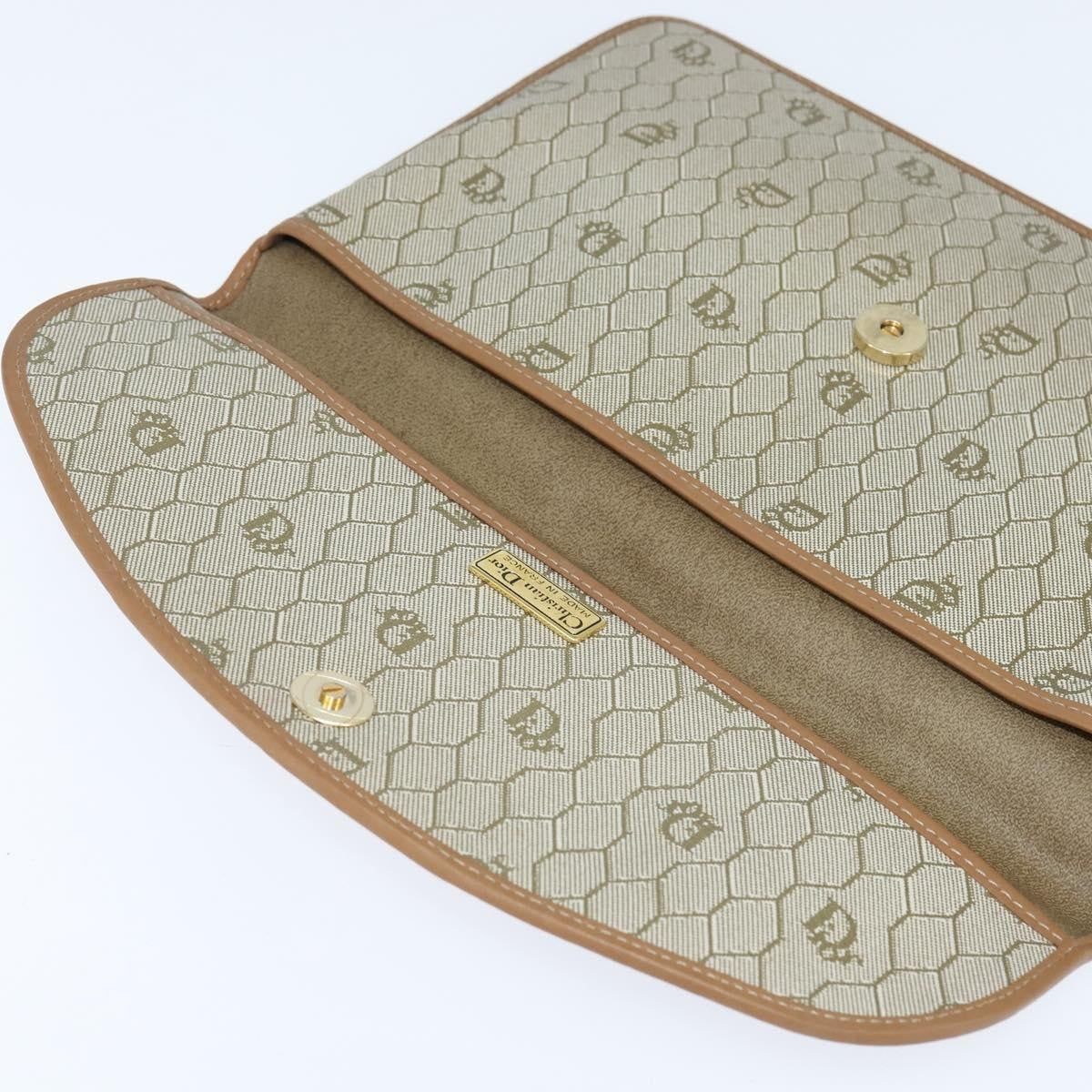 Christian Dior Vintage Honeycomb Clutch Canvas Beige Canvas Clutche & Pouche Bag (Pre-Owned)