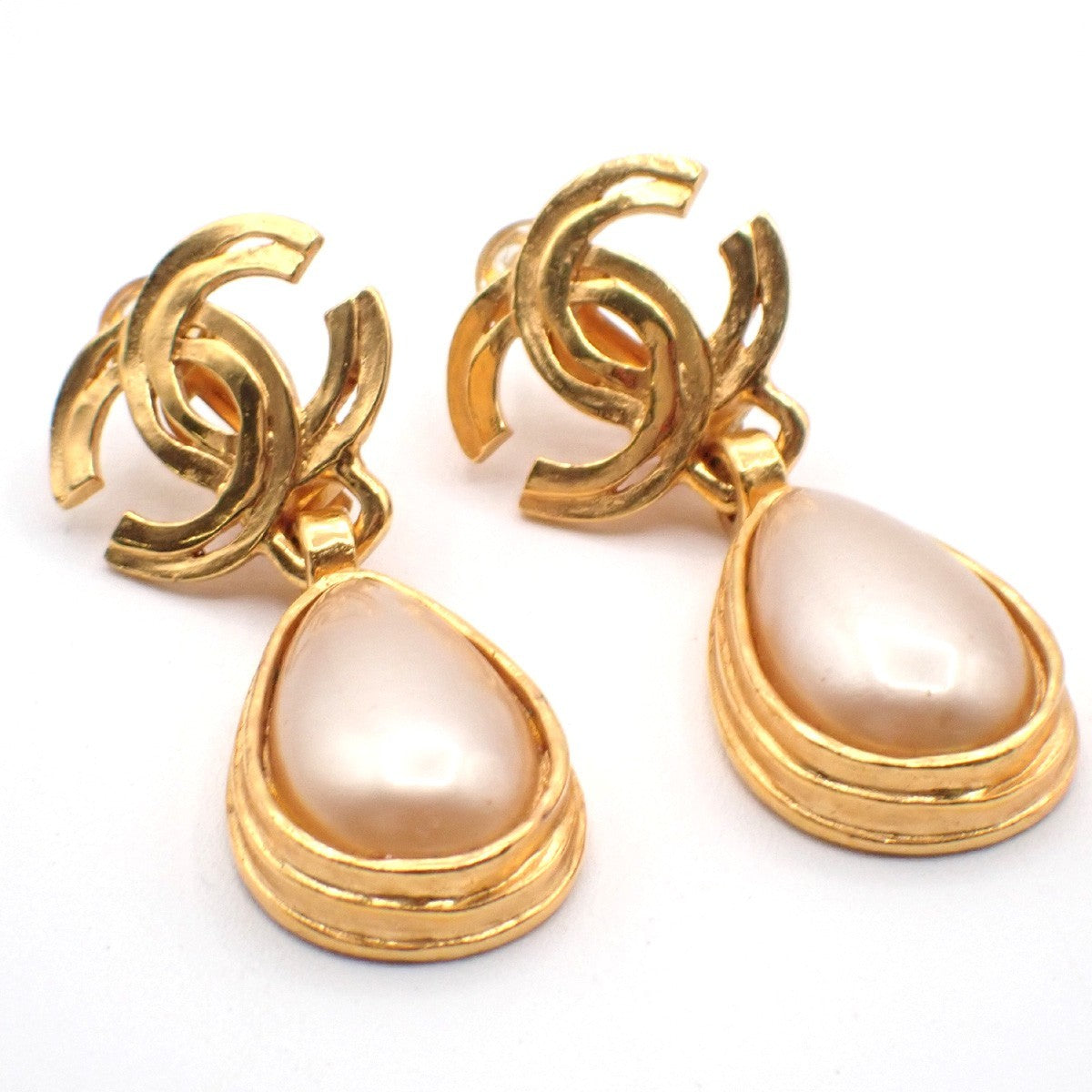 Chanel Cc Teardrop Earrings Metal With Faux Pearl Gold Gold_Plated Earrings Jewelry