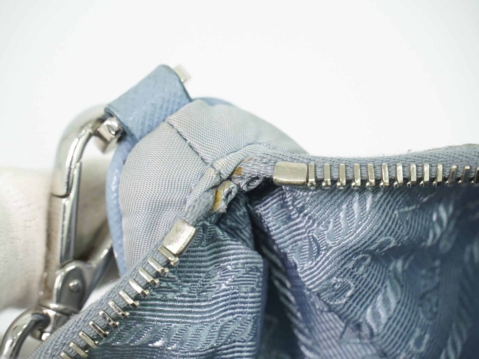 Prada Re-Edition 2005 Shoulder Bag Tessuto Blue Nylon Shoulder Bag Bag