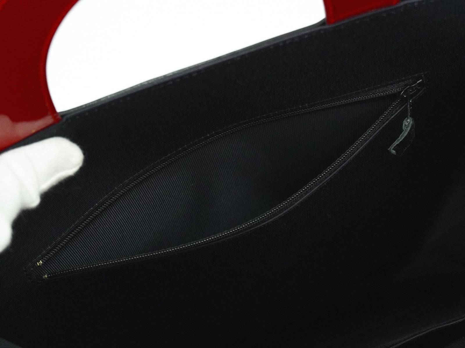 Chanel Vintage Portrait Tote Printed Leather And Quilted Patent Black Patent_Leather Tote Bag Bag