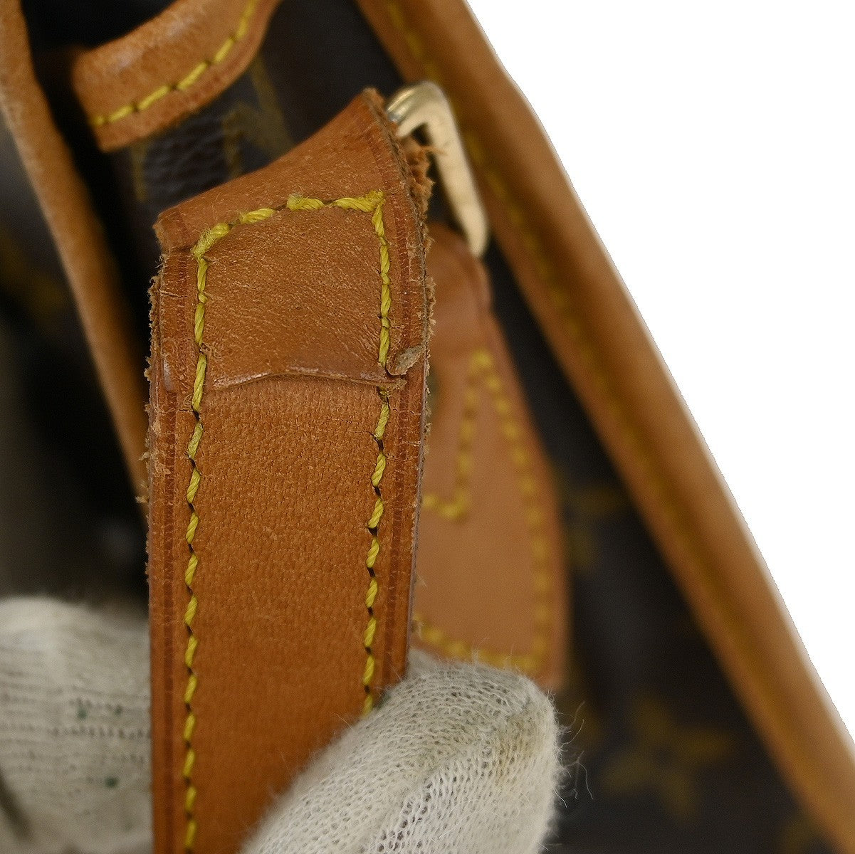 Louis Vuitton Sac Gibeciere Messenger Bag Monogram Canvas Brown Canvas Shoulder Bag