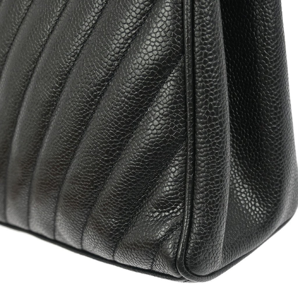Chanel Vintage Zip Shoulder Bag Chevron Caviar Black Leather Shoulder Bag Bag