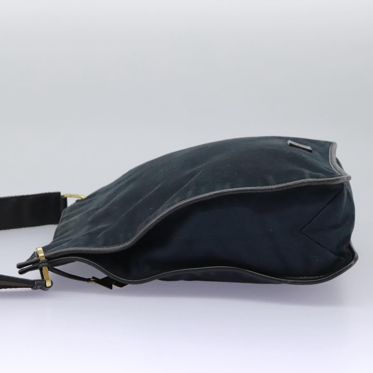 Gucci Sherry Line Shoulder Bag Canvas Black Canvas Shoulder Bag Bag (Pre-Owned)
