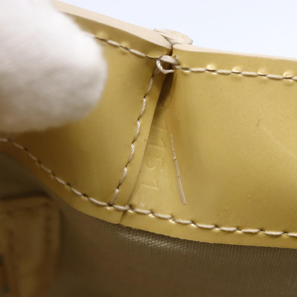 Louis Vuitton Wilshire Handbag Monogram Vernis Beige Patent_Leather Handbag
