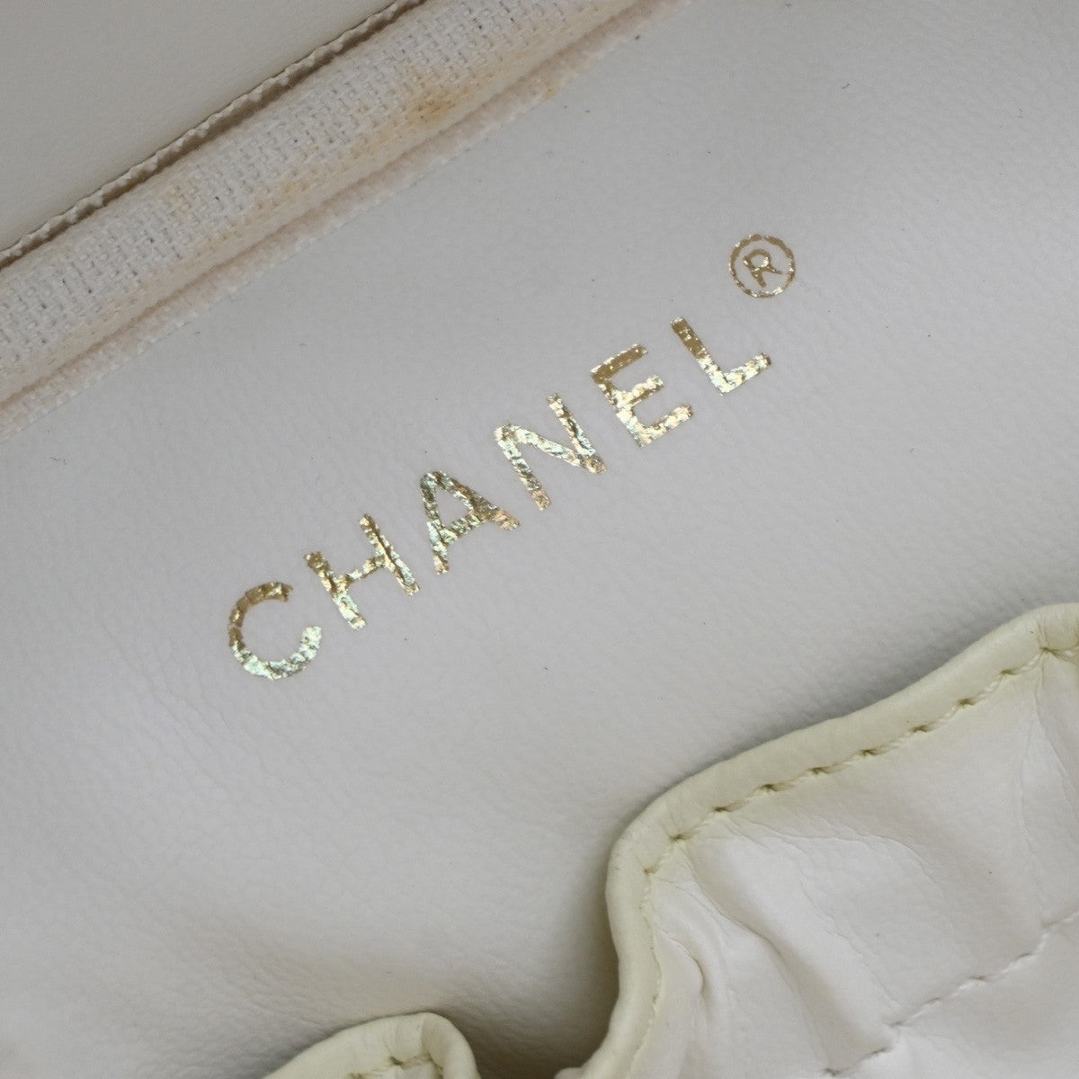 Chanel Vintage Timeless Cosmetic Case Caviar Pink Leather Handbag