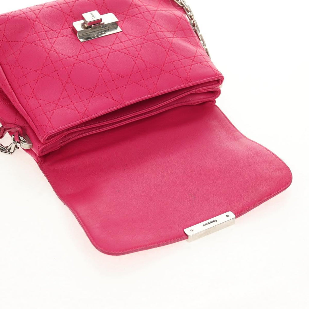Christian Dior Long Chain Miss Dior Bag Cannage Quilt Lambskin Pink Leather Shoulder Bag Bag (Pre-Owned)