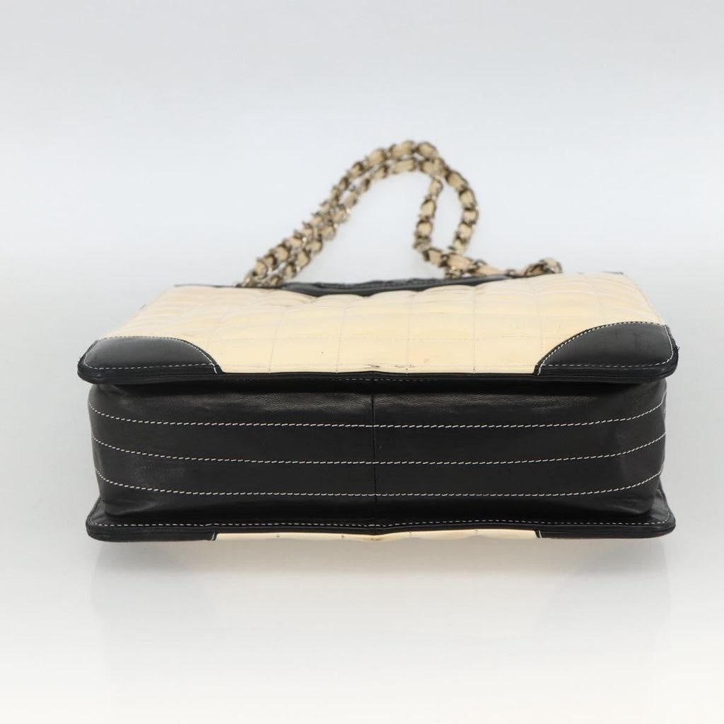 Chanel Chocolate Bar Shopping Tote Quilted Patent Beige Patent_Leather Shoulder Bag Bag