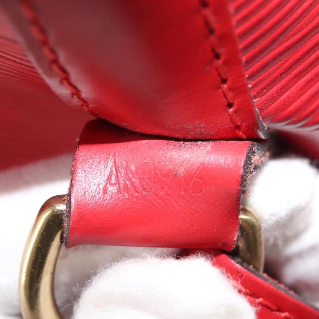 Louis Vuitton Noe Handbag Epi Leather Red Leather Shoulder Bag