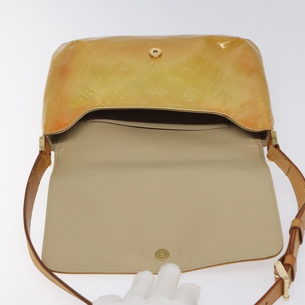 Louis Vuitton Thompson Street Handbag Monogram Vernis Beige Patent_Leather Bag