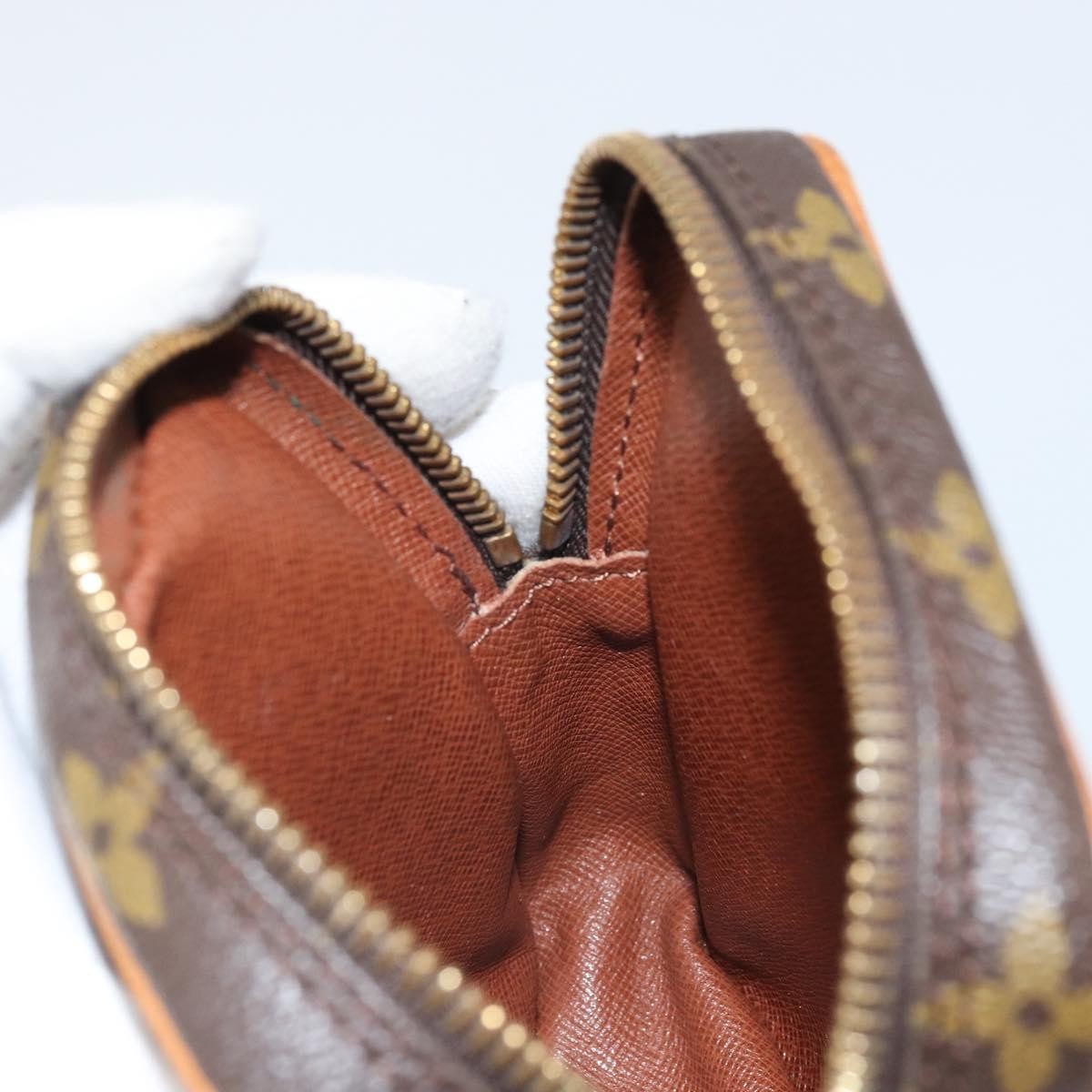 Louis Vuitton Danube Handbag Monogram Canvas Brown Canvas Shoulder Bag