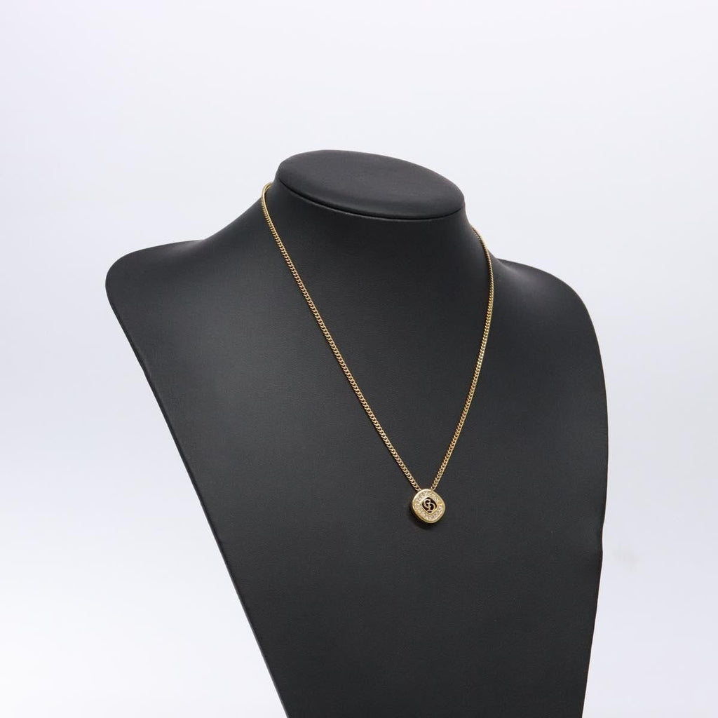 Christian Dior Cd Round Pendant Necklace Metal And Crystals Gold Metal Jewelry (Pre-Owned)