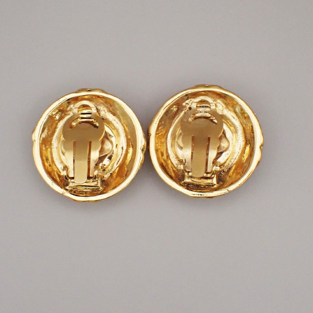 Chanel Vintage Round Clip-On Earrings Metal With Faux Pearl Gold Gold_Plated Earrings Jewelry