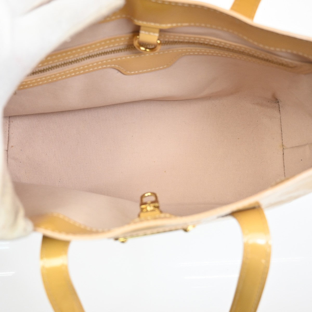 Louis Vuitton Wilshire Handbag Monogram Vernis Beige Patent_Leather Handbag