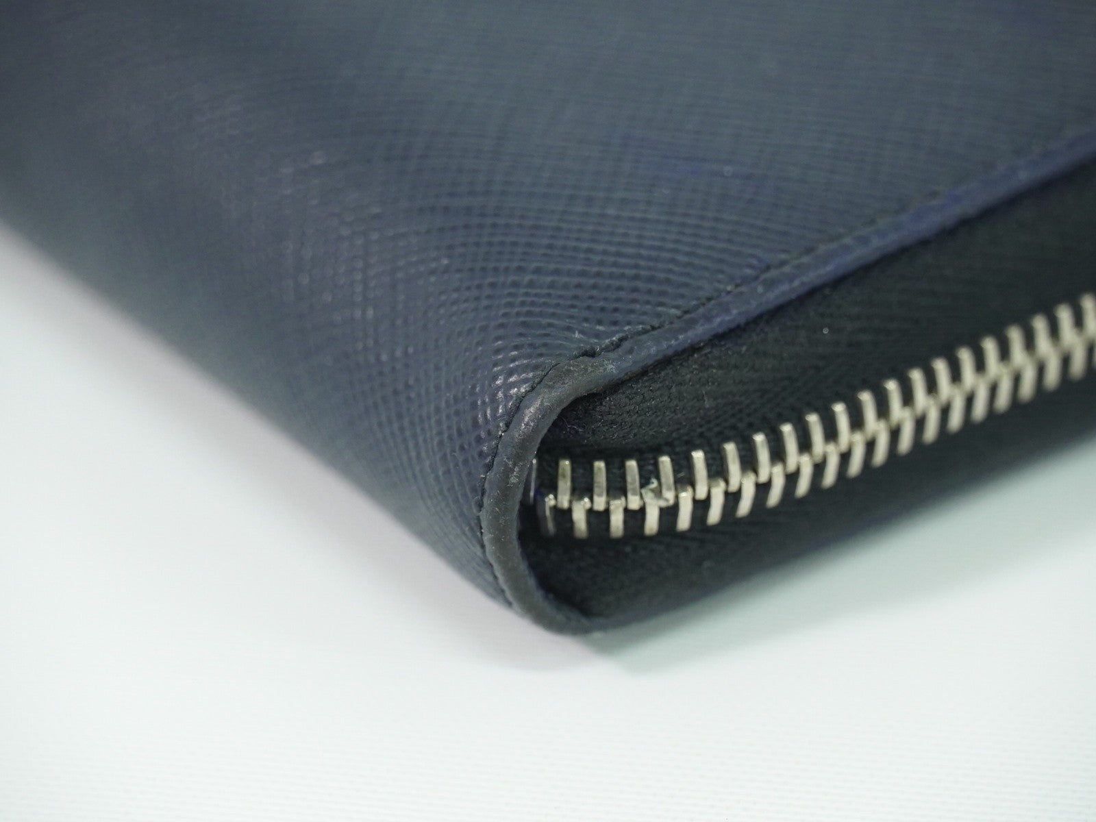 Prada Saffiano Wallet Leather Navy Leather Wallets Accessory