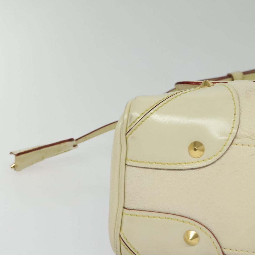 Louis Vuitton Suhali L'essentiel Handbag Leather White Leather Shoulder Bag